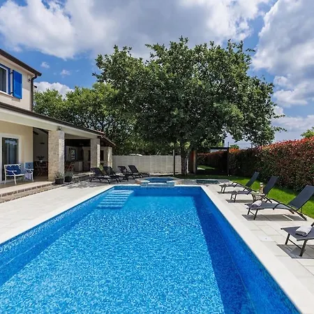 Augusta By Istrialux Villa *