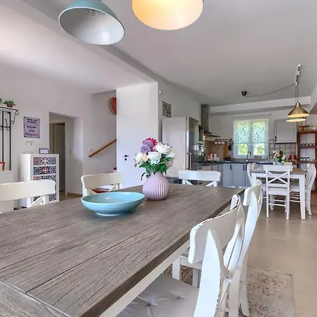 别墅 Augusta By Istrialux *