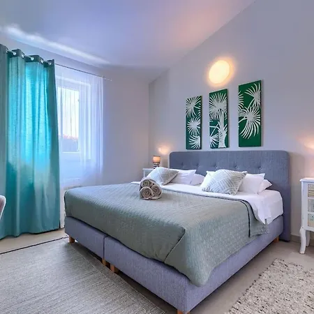 Augusta By Istrialux 别墅