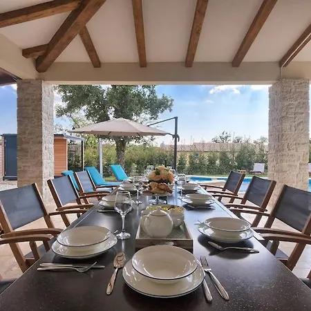 Augusta By Istrialux Villa