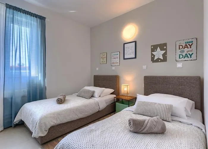 Augusta By Istrialux * Tomisici